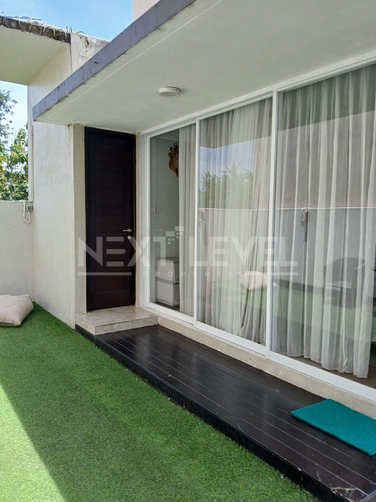 Jimbaran semi villa for sale 