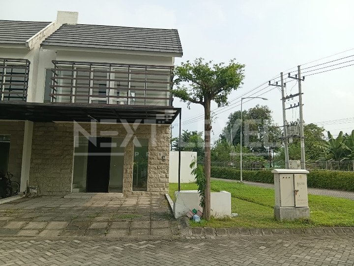 Investasi properti terbaik di pusat kota Sidoarjo!  Dijual rumah tipe sudut di Mutiara City Cluster Monaco