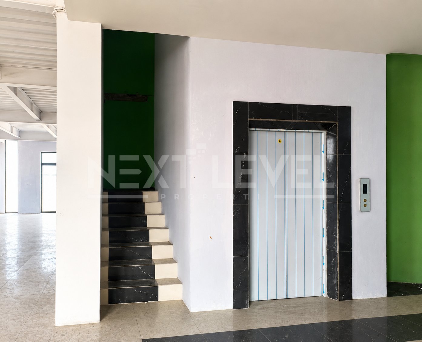 Gedung Komersial SHM Cianjur LT 940 m² LB 1.600 m² | Cocok Hotel, Klinik, Kampus, Kantor, Gudang & Perbankan