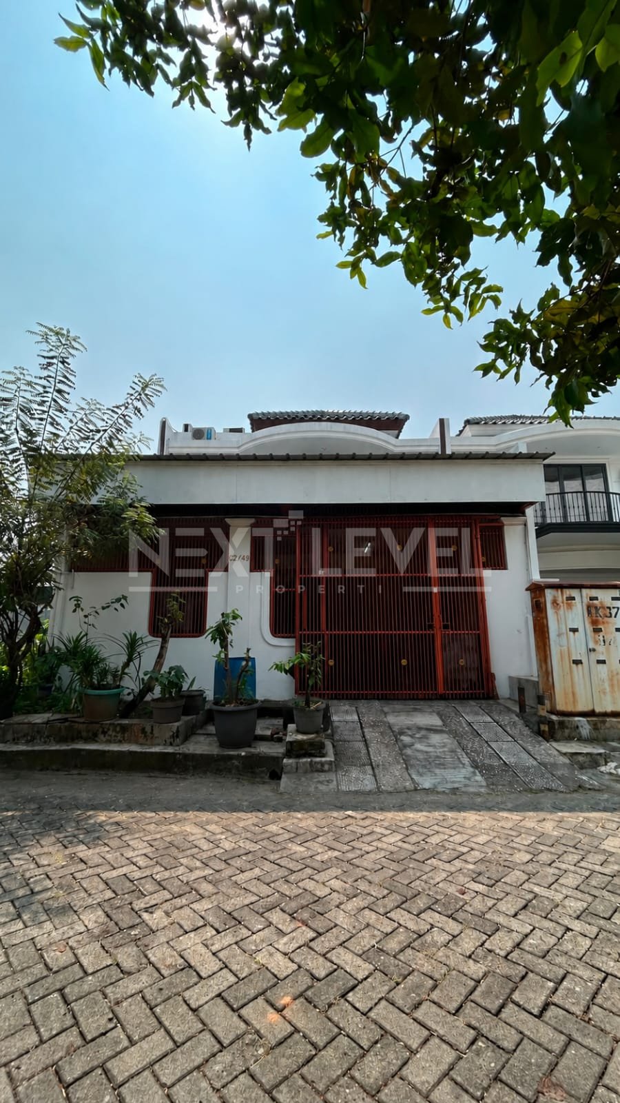 DISEWAKAN RUMAH SEMI FURNISHED – TAMAN GRISENDA, KAPUK MUARA