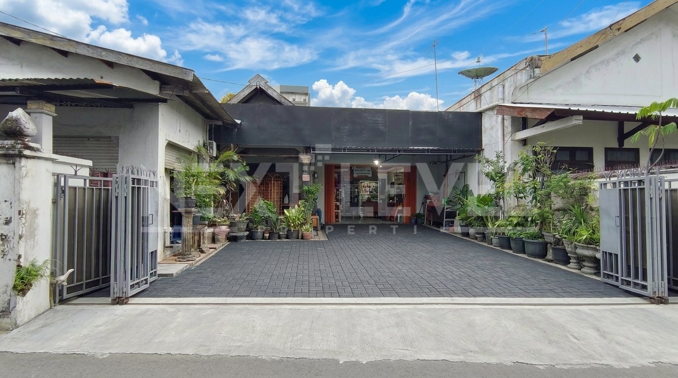 Dijual Rumah Tinggal termasuk Usaha Mini Market
