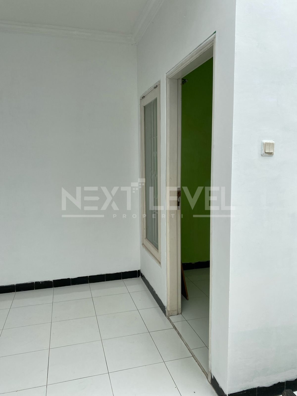 Dijual/disewakan rumah di taman Puspa raya Citraland Surabaya barat