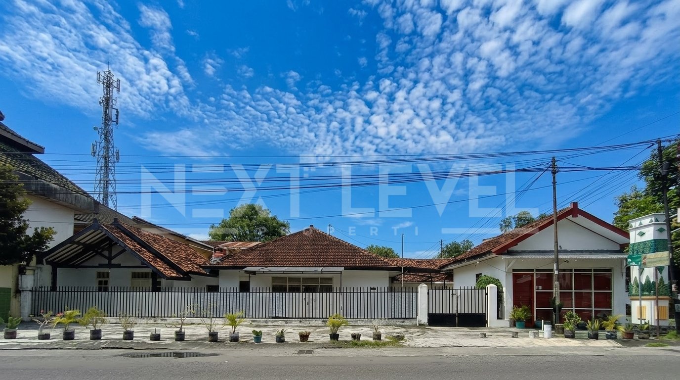 Dijual Rumah Tinggal Besar, Dekat RS