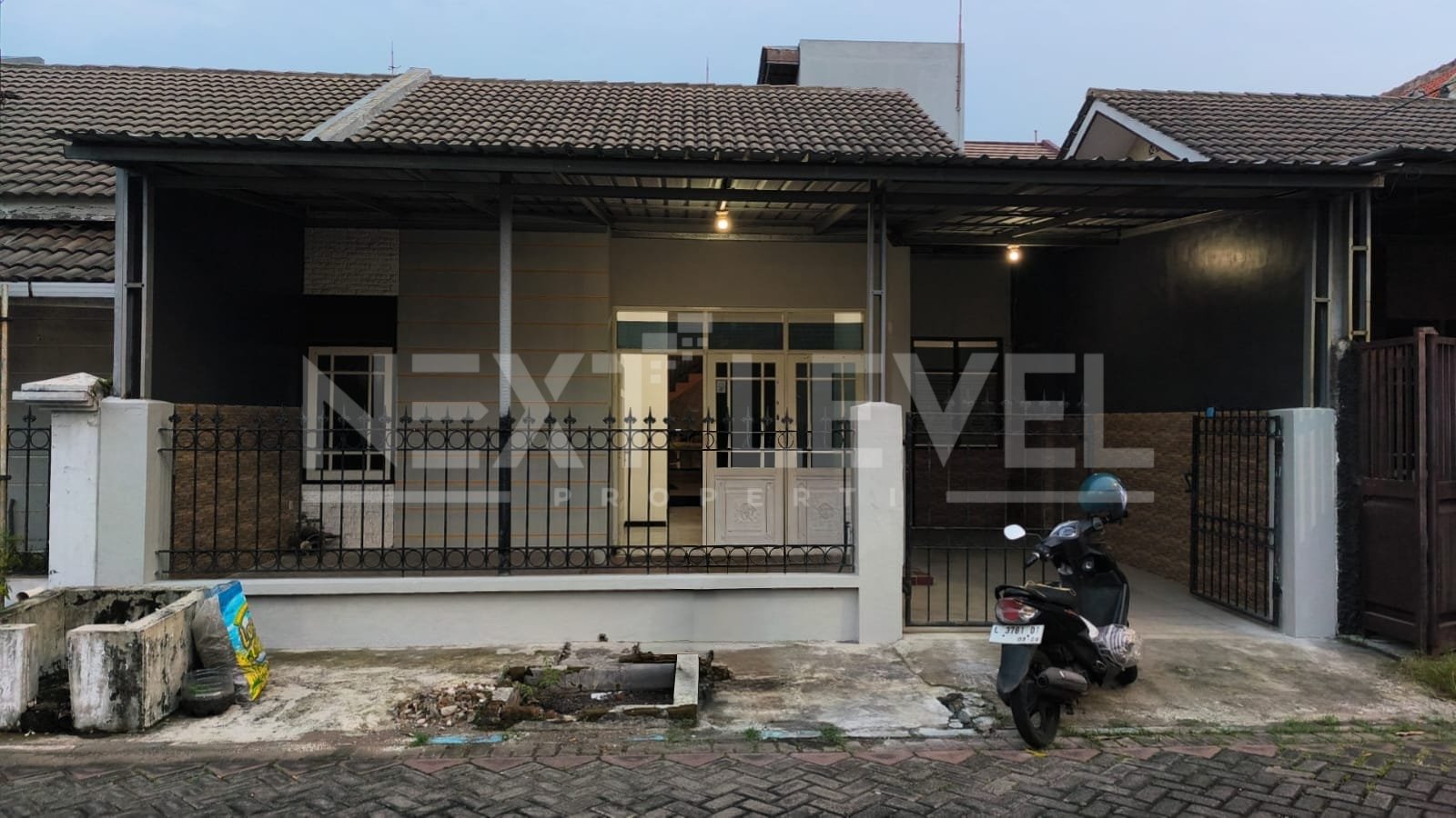 Disewakan Rumah Rungkut, Surabaya