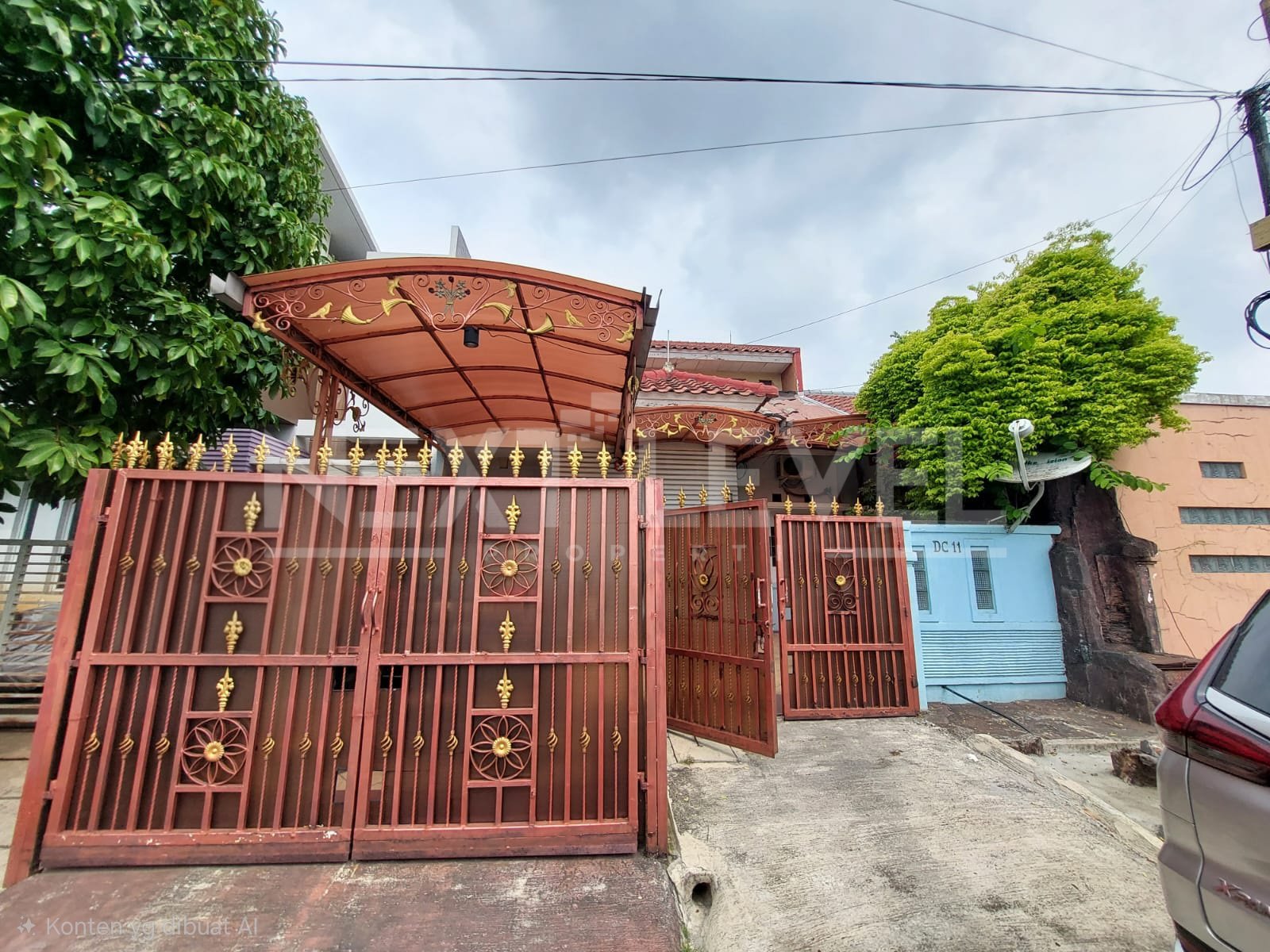 Rumah besar di cluster terdepan harapan indah kota bekasi