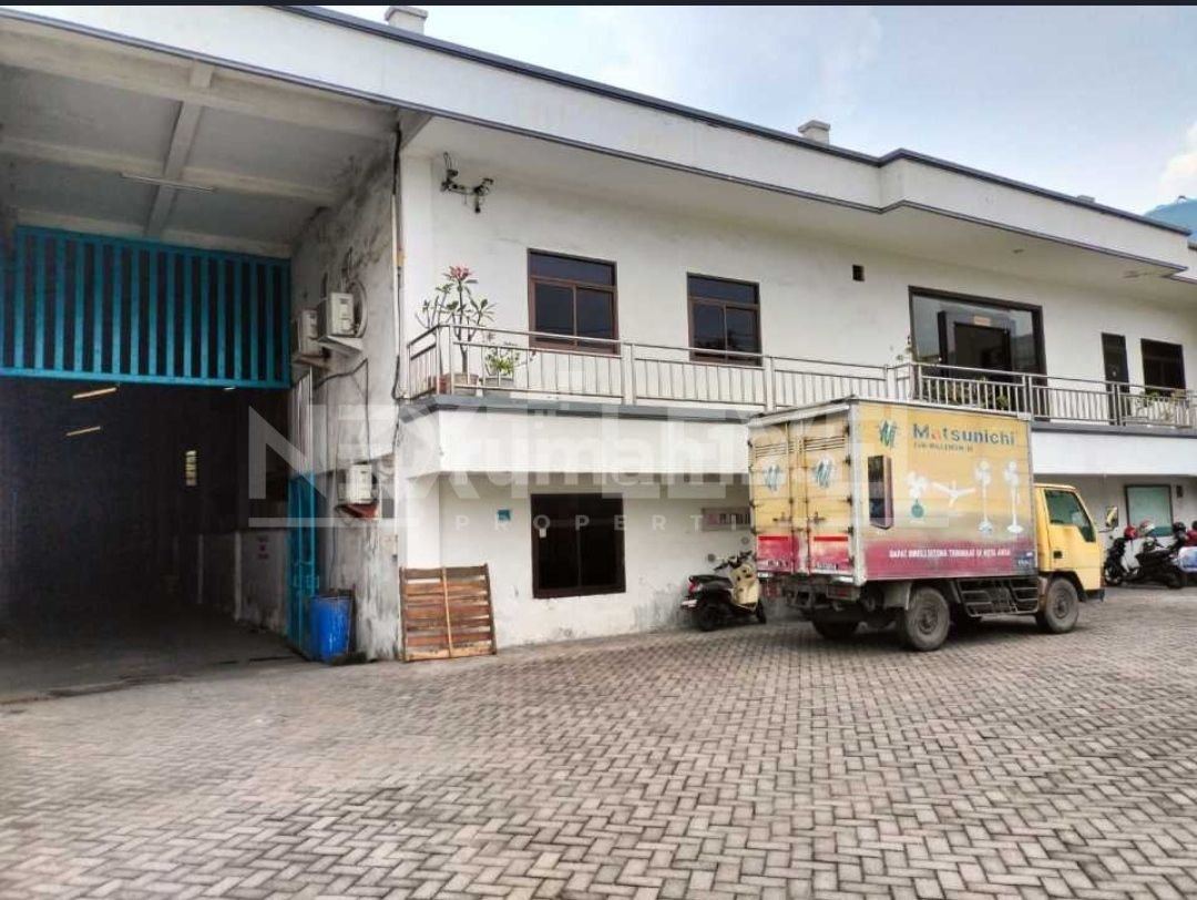 Dijual Gudang Margomulyo Indah  Strategis Siap Pakai 