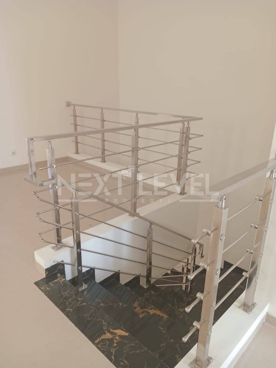 DIJual Rumah Baru Gress Royal Residence Minimalis Strategis Siap Huni