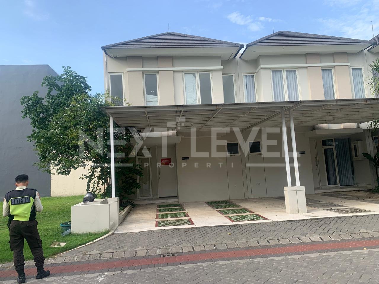 Rumah 2 Lantai Dijual Grand Pakuwon Cluster Canberra Tandes Surabaya | SHM Siap Huni
