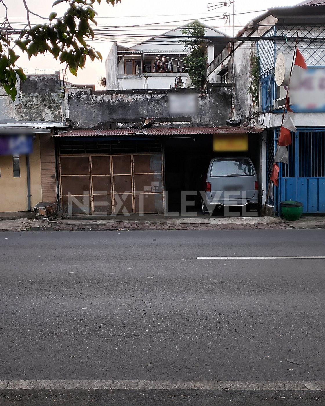 Rumah SHM Strategis di Klojen Malang. Dekat Dekat Alun-Alun Malang, Stasiun Malang Kota Baru, RS Lavalette, MOG, Ijen Boulevard.MLG00093