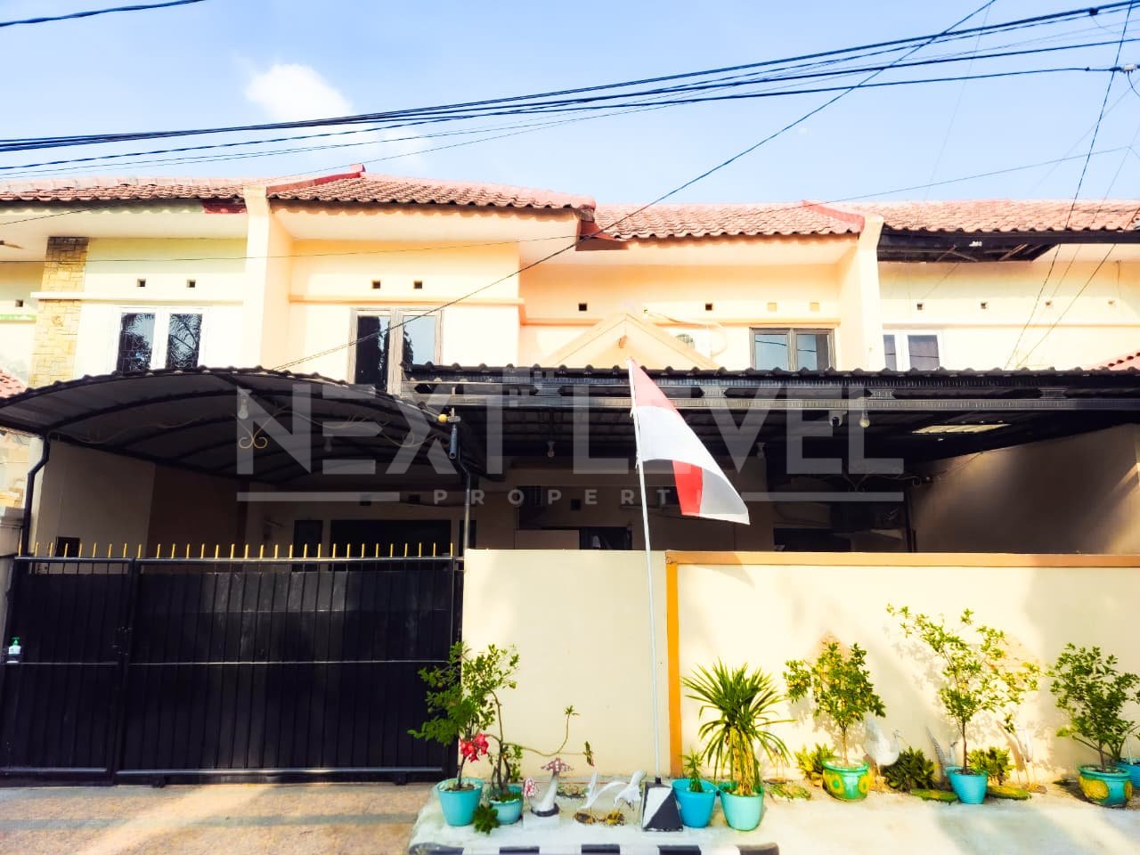 Dijual Rumah 2 Lantai Siap Huni di Wiyung Surabaya