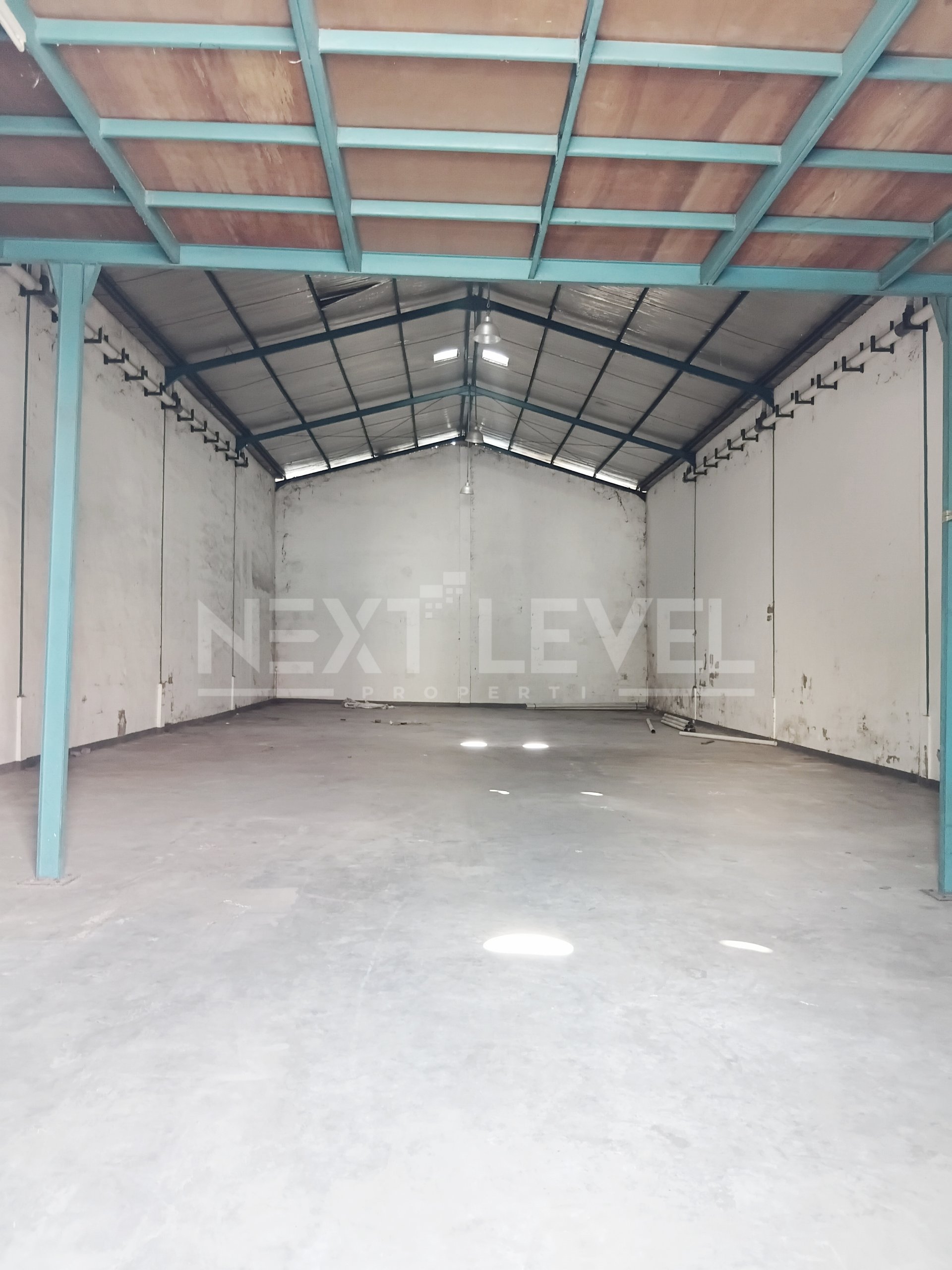 Disewakan Gudang siap pakai di Safe n Lock
