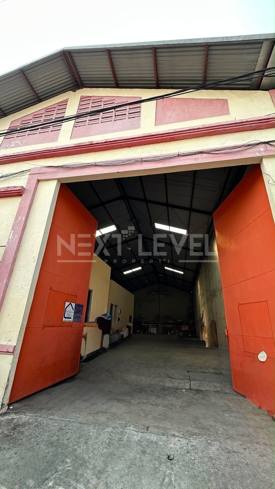 Disewakan Gudang Siap Pakai Selangkah Raya Gedangan