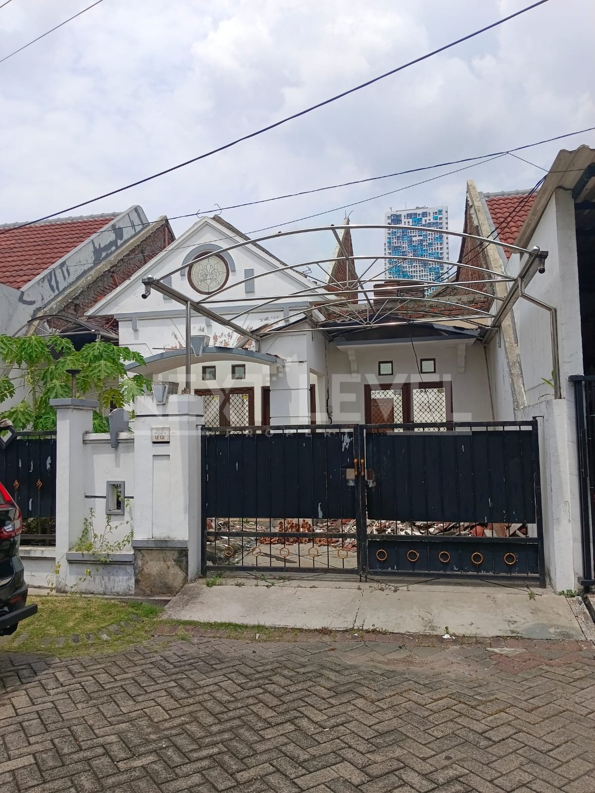 Dijual Rumah Hitung Tanah