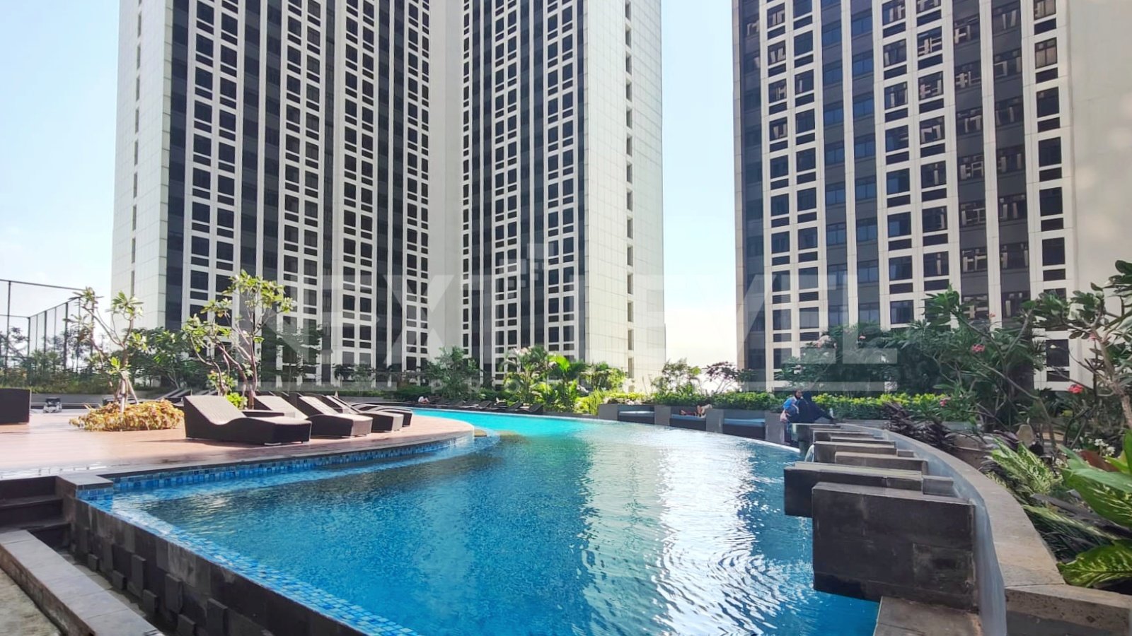 Jarang Ada ! Apartemen Chadstone Cikarang Selevel dengan Pool