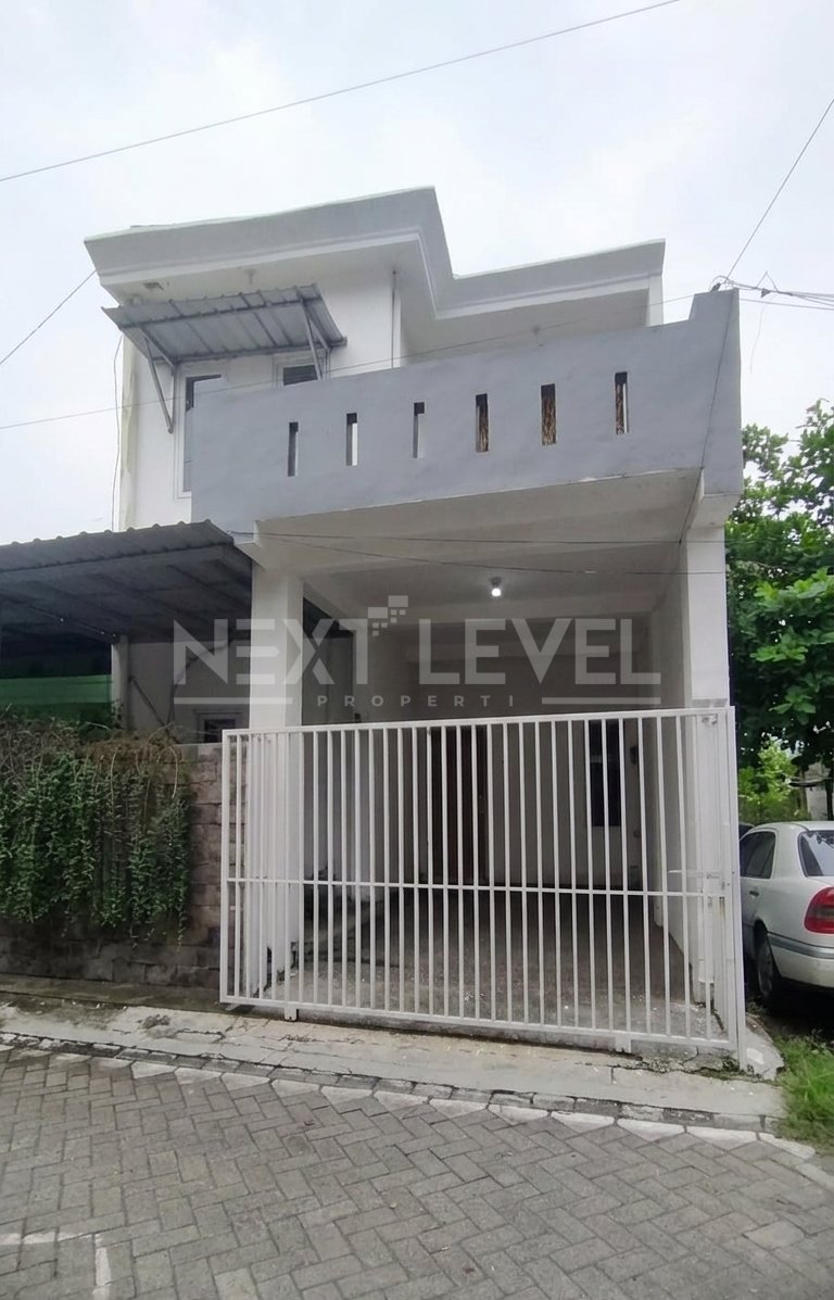 DIJUAL: RUMAH SIAP HUNI MINIMALIS HOOK 2 LANTAI @ KENDALSARI PRATAMA, SURABAYA TIMUR