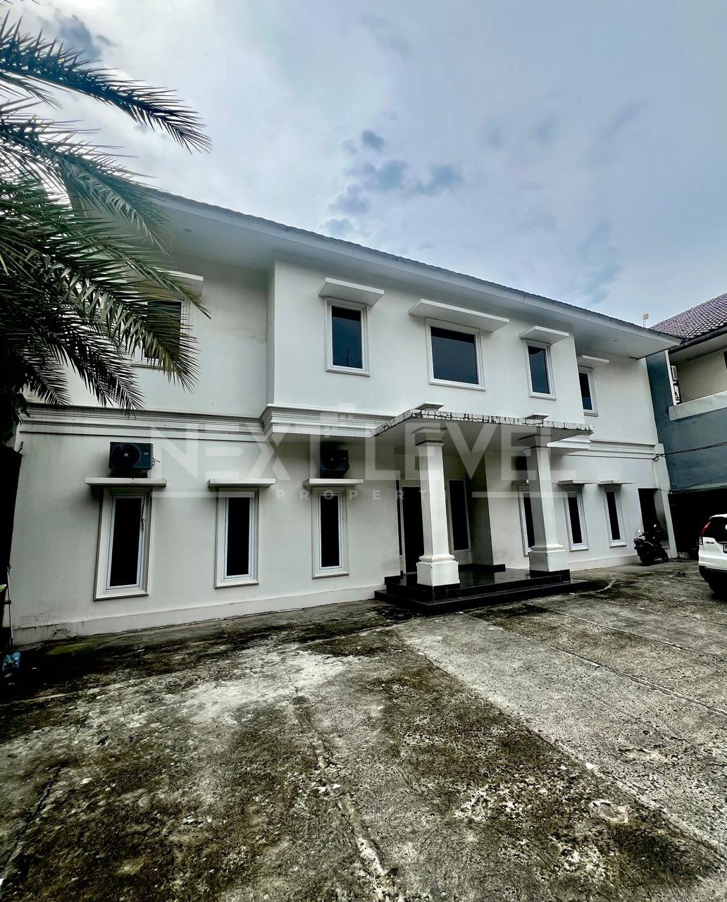 Rumah Kos Menteng Luas Tanah 732 m2 SHM Jakarta Pusat 