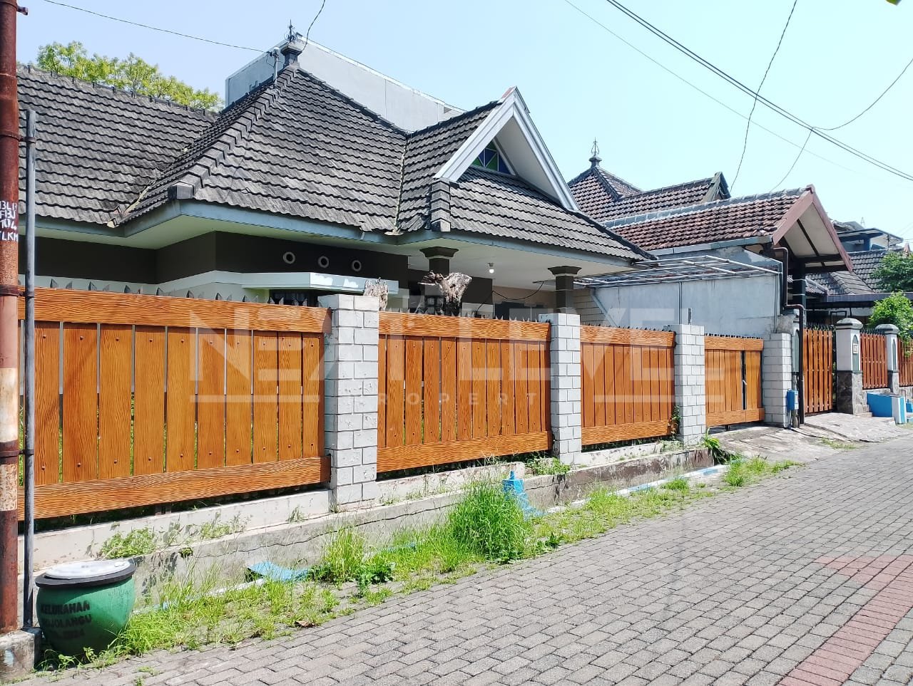 Rumah Asri Perum ABM Permai. Dekat Kampus UB, Polinema, Matos, RS Universitas Brawijaya, dan kawasan kuliner Sudimoro.MLG00135