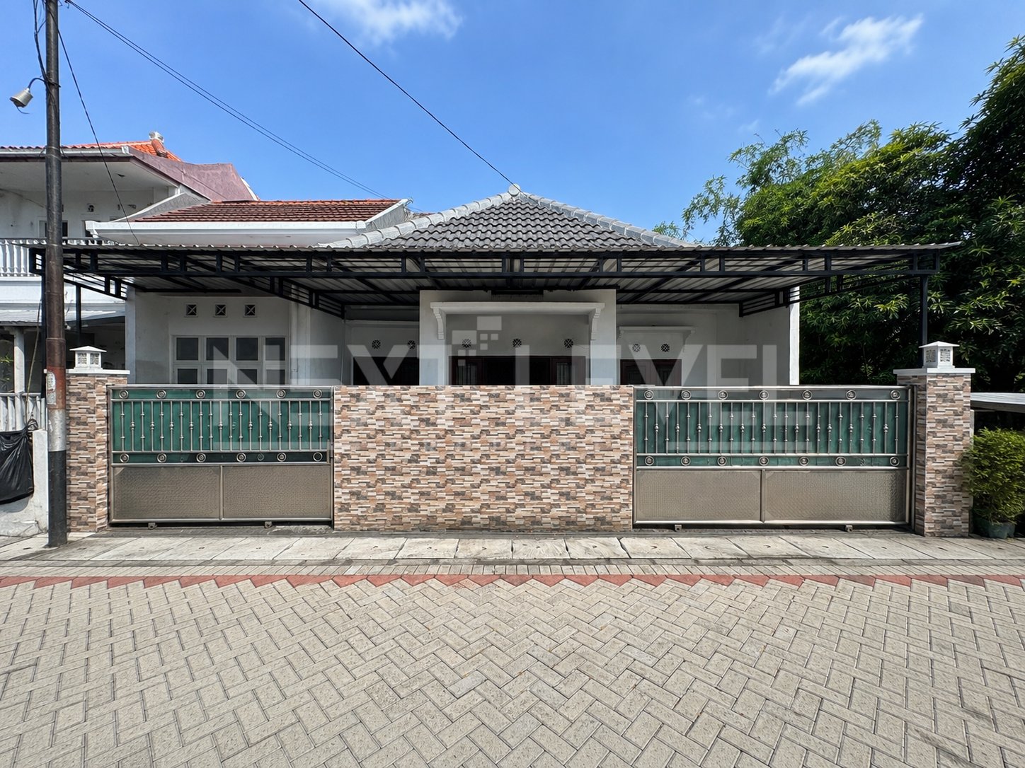 Dijual Rumah 1 Lantai Siap Huni Dalam Cluster Perumahan Jambangan Surabaya Selatan