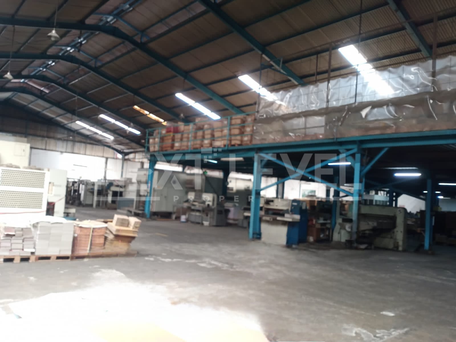 Dijual - Sewakan Gudang di Taman Sidoarjo