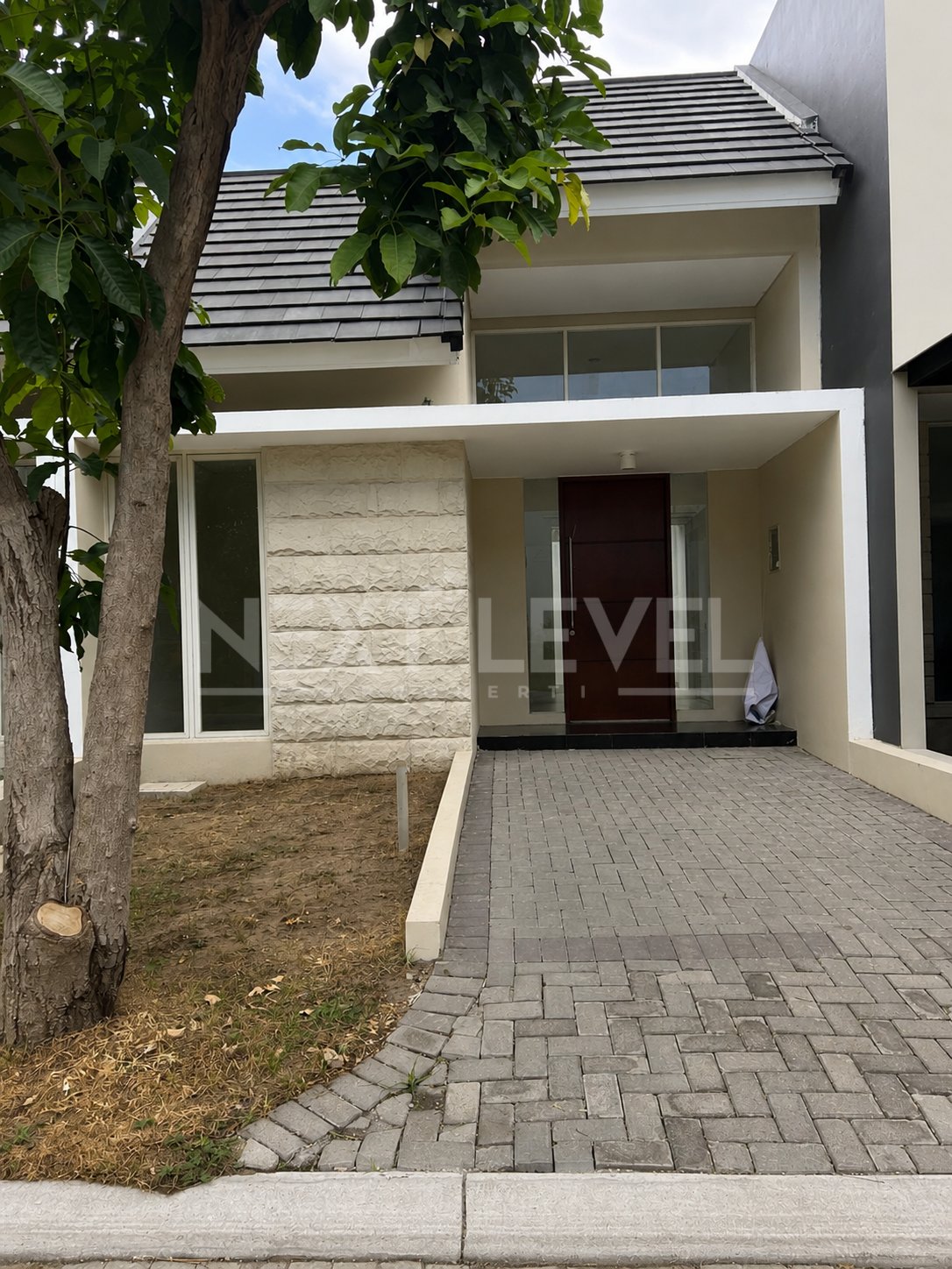 Rumah Siap Huni di Nortwest Park Citraland Surabaya 
