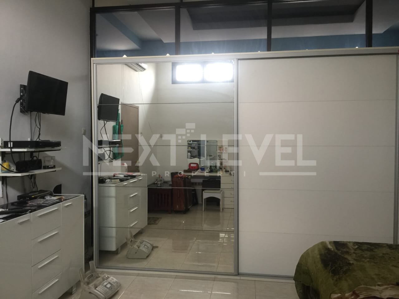Dijual rumah di bukit Palma Surabaya barat
