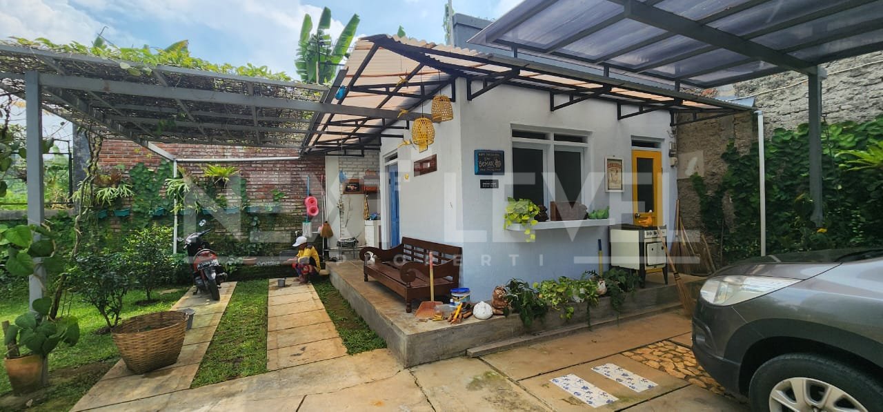 Dijual Rumah Villa Setiabudi Regency dekat Pondok Hijau sersan bajuri Setiabudi Bandung