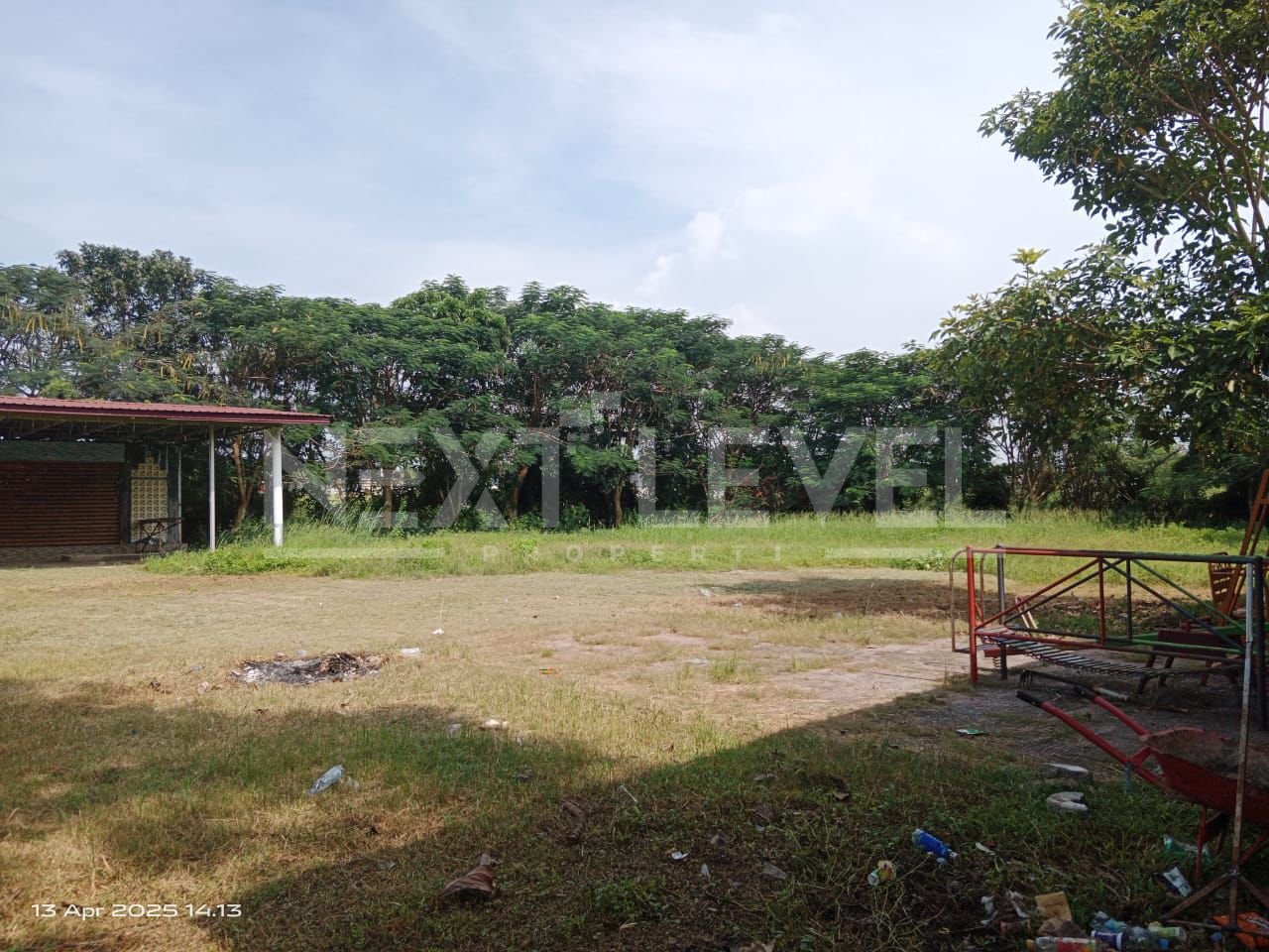 Dijual Murah Tanah Beserta Bangunan di Karawang