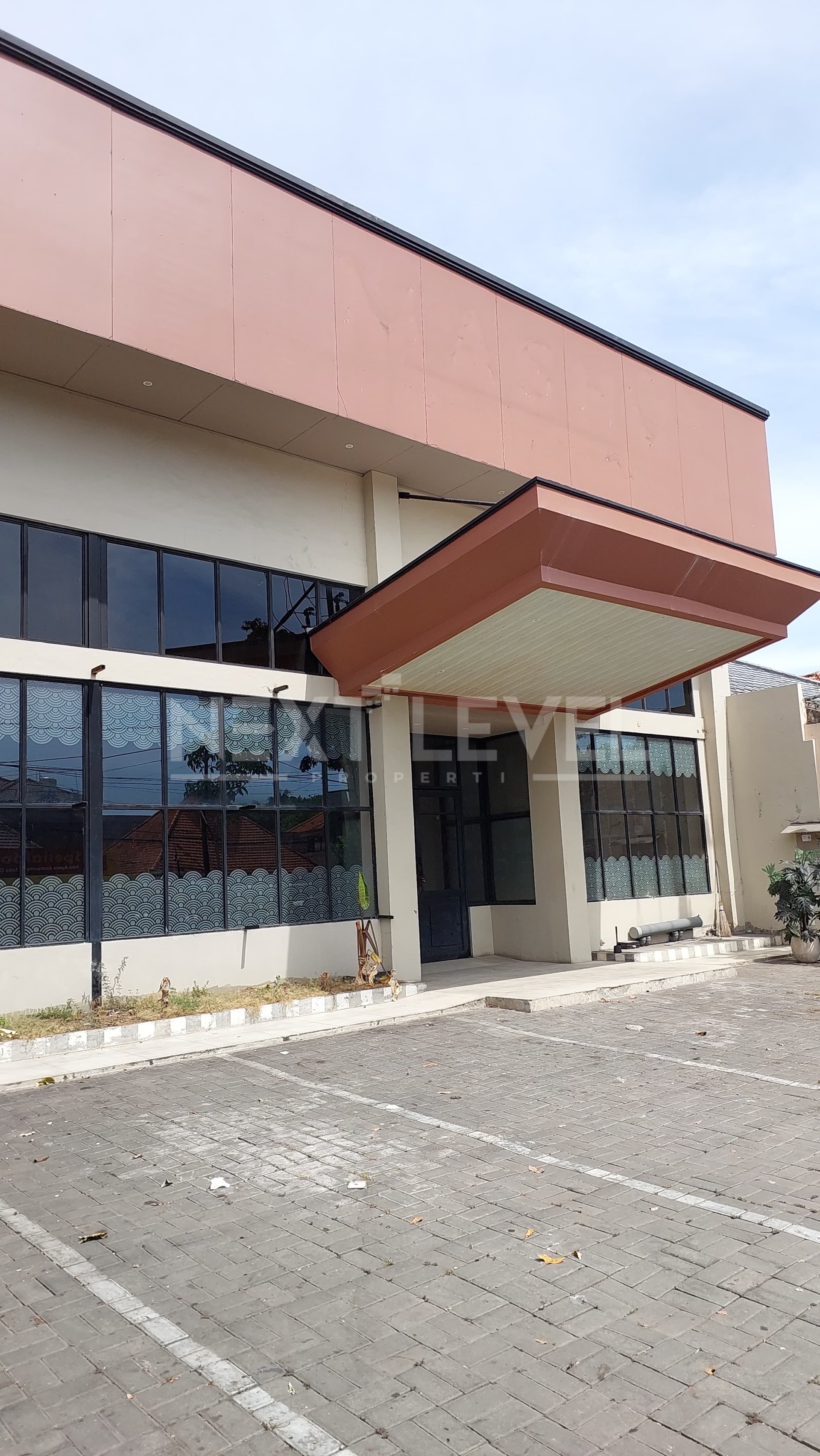 Sewakan Ruang Usaha Eks Resto Jln MUSI Lokasi Bagus