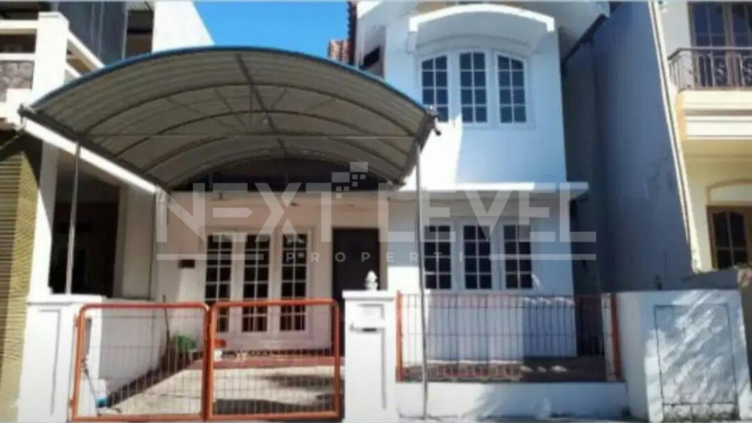 Dijual Cepat Rumah di Pakuwon indah Surabaya Barat Nego sampai deal