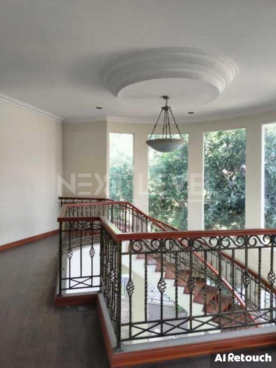 Dijual Rumah Bukit Darmo Golf Minimalis Strategis Siap Huni