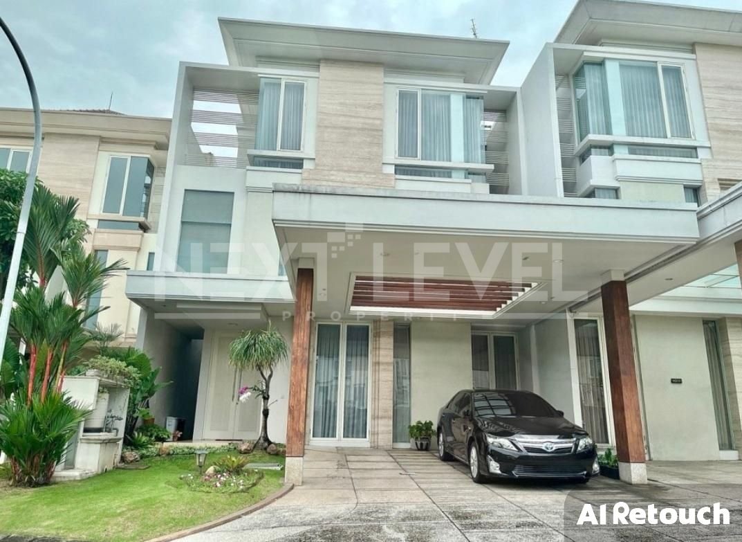 Dijual Rumah Mewah Cluster Elit Pakuwon Indah Minimalis Strategis Siap Huni