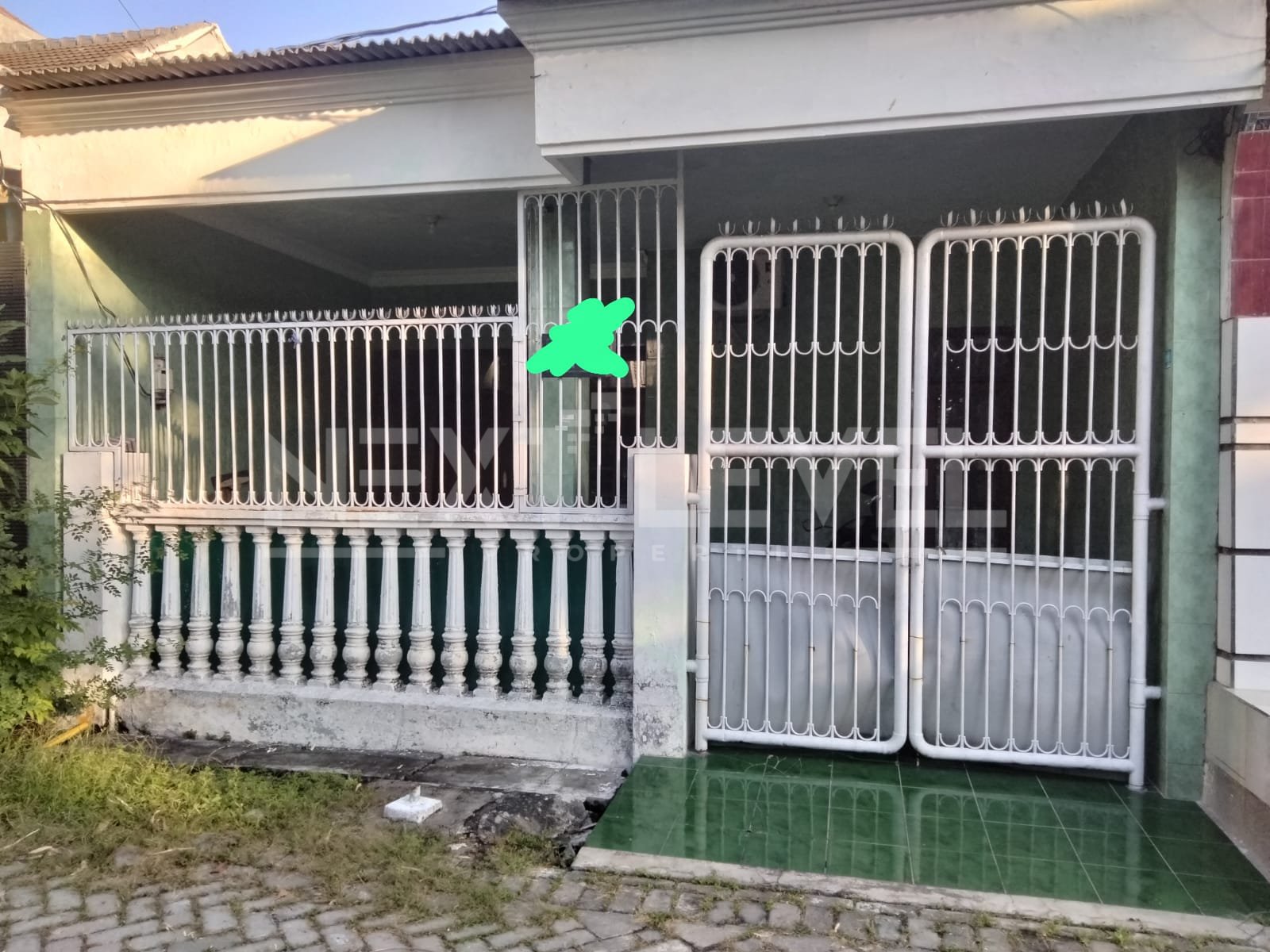 DIJUAL RUMAH GUNUNG SARI INDAH WIYUNG SURABAYA SIAP HUNI