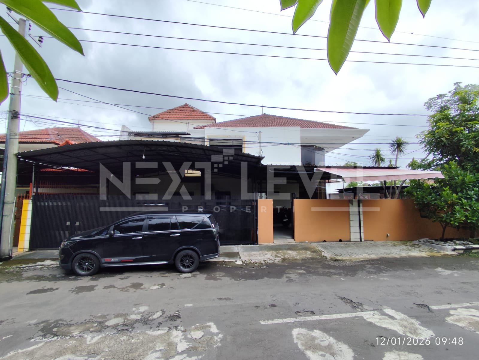 DIJUAL RUMAH TAMAN PONDOK INDAH MEWAH BESAR SIAP HUNI
