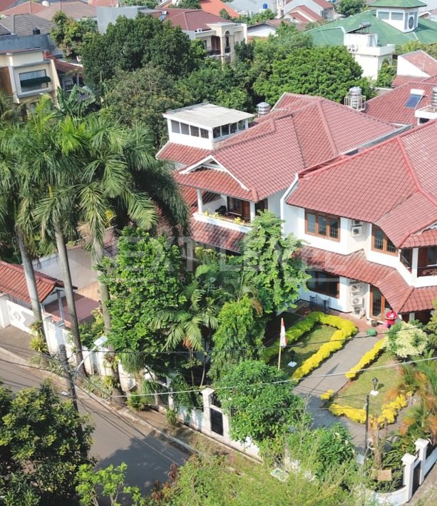 DIJUAL RUMAH HOOK DI PESANGGRAHAN JAKARTA SELATAN