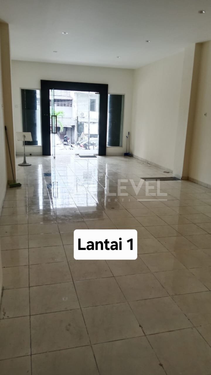 Disewakan ruko di mayjen sungkono Surabaya barat lokasi strategis