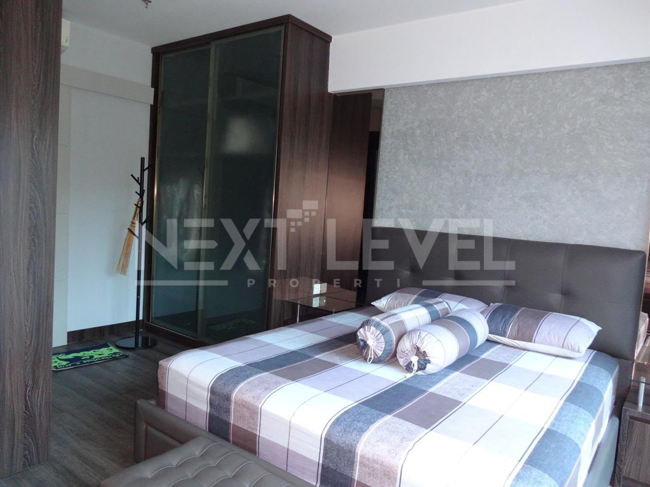 Sewa Aprtm Lariz Mansion Pakuwon Furnished