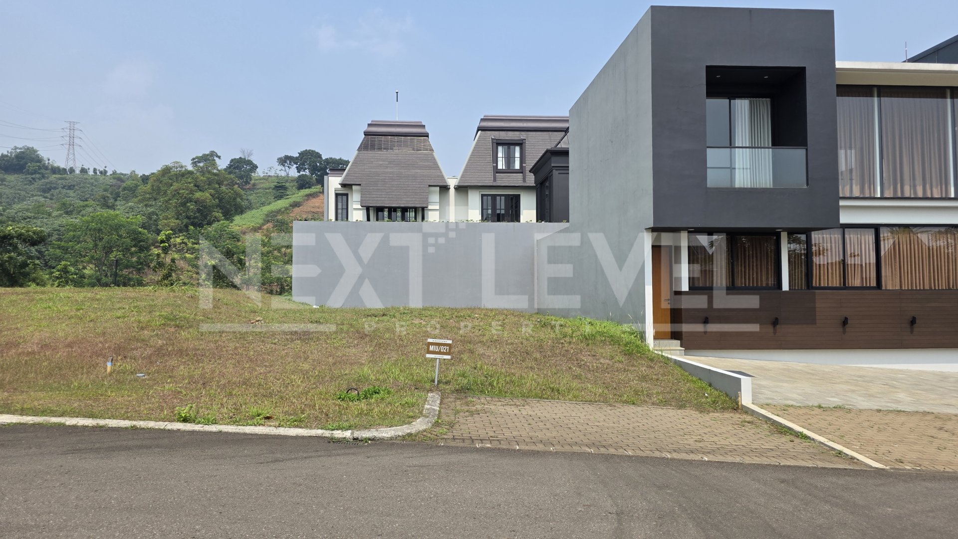Jual kavling bagus lokasi view danau di mahogany island, Summarecon bogor