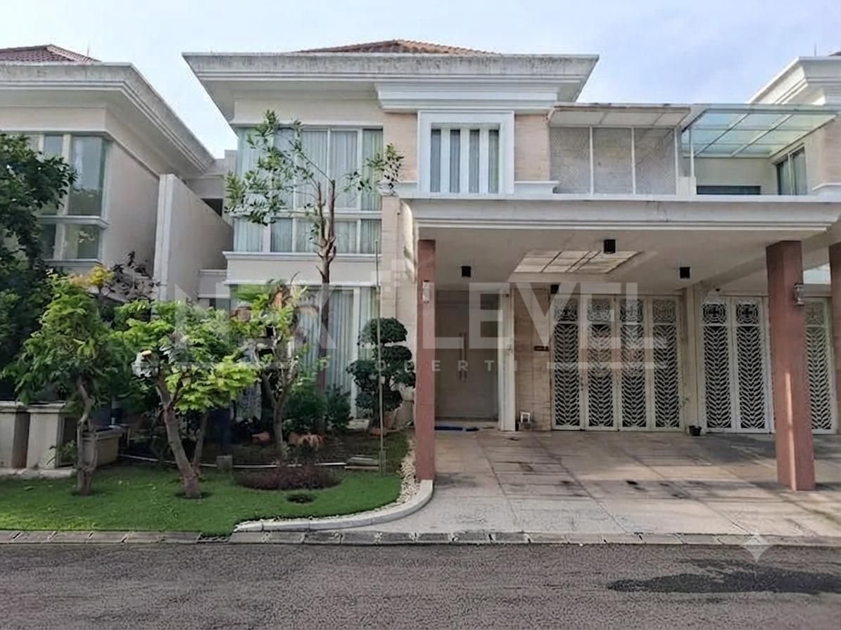 Dijual Rumah Pakuwon Indah Minimalis Strategis Siap Huni