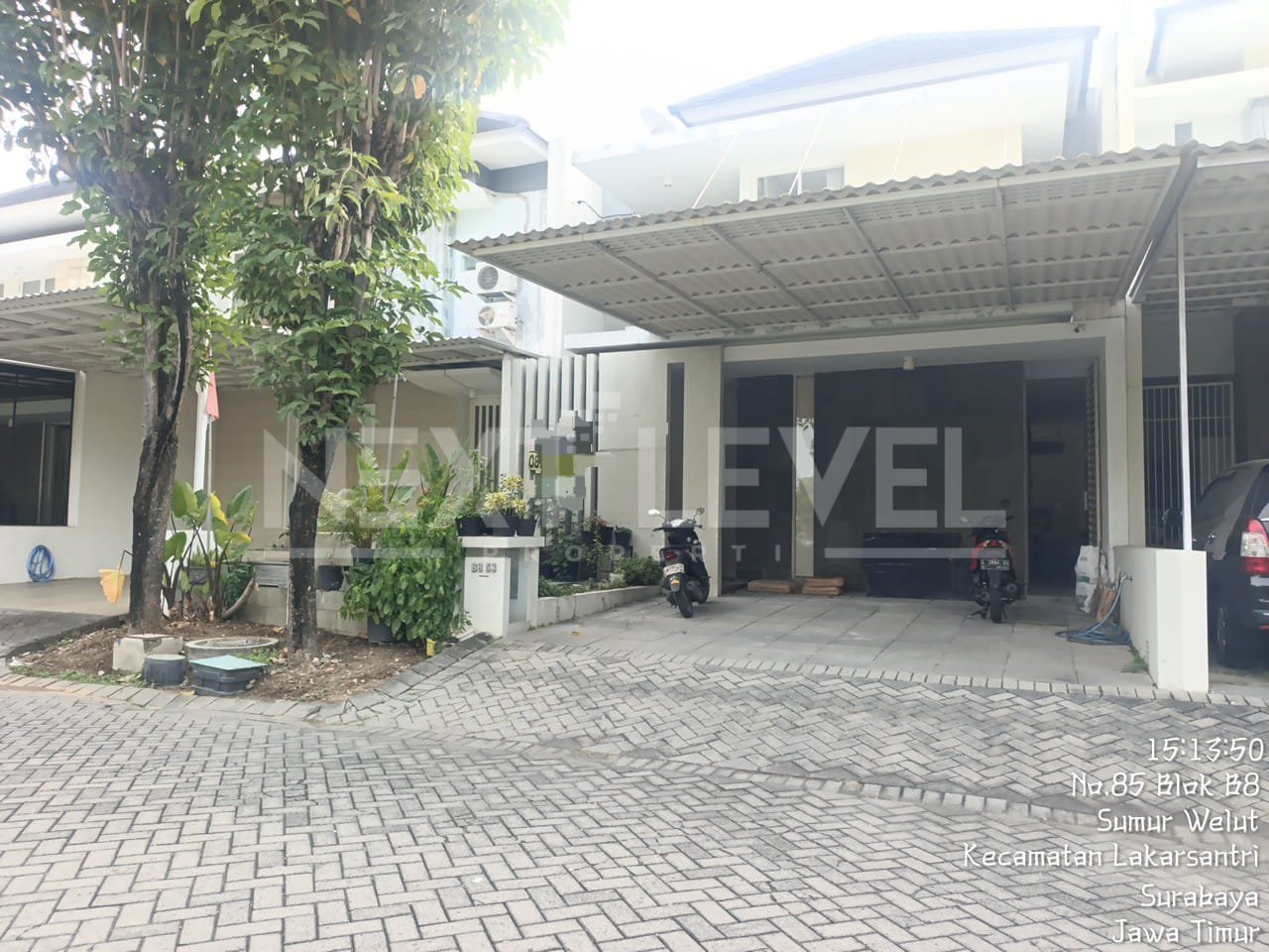 Disewakan rumah di monticello royal residence Surabaya barat