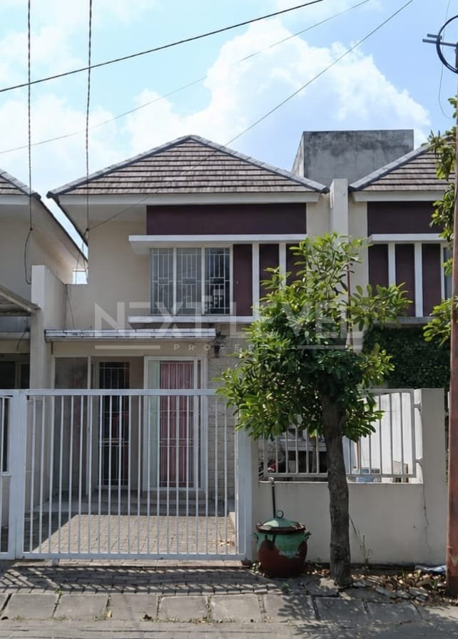 Dijual Rumah siap huni dan row jalan lebar di Golden Berry Regency 