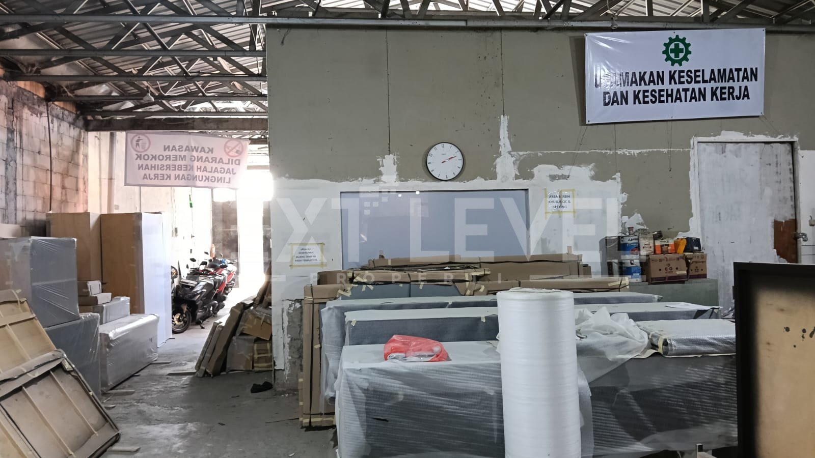 Dijual  Gudang di daerah Randegansari  DRIYOREJO ex mebel / furniture