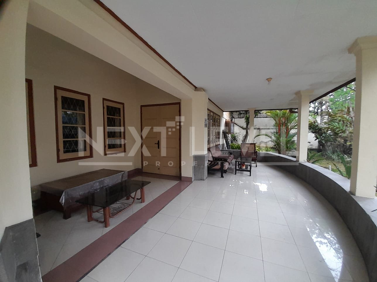 dijual rumah dipusat kota jalan yosodipuro