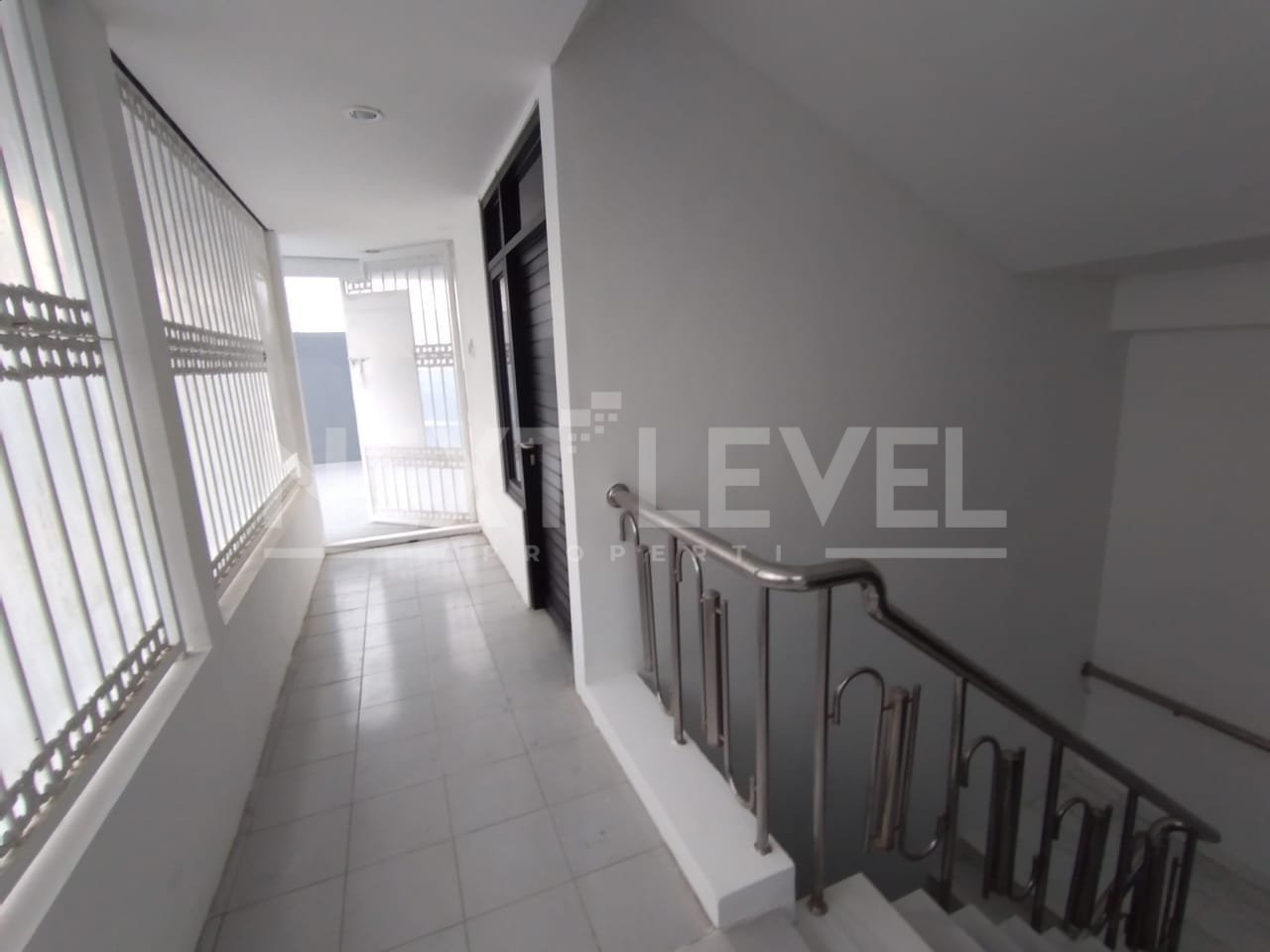Disewakan tempat usaha di raya kenjeran