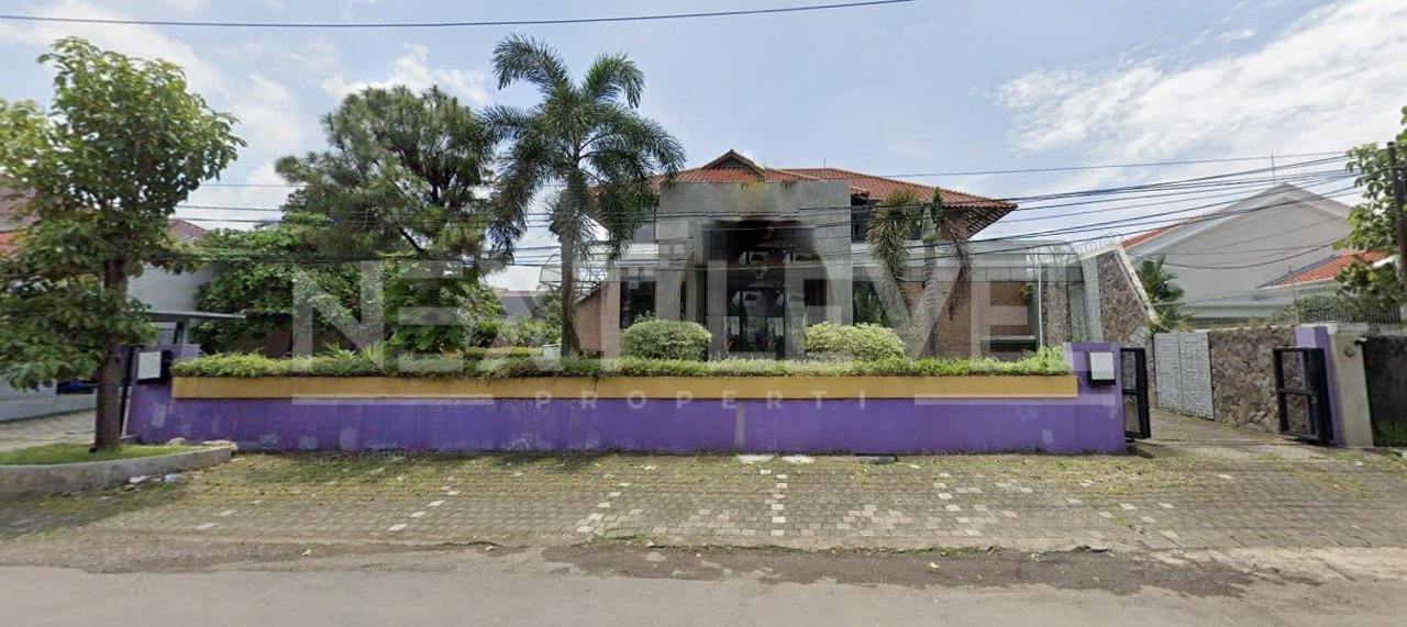Disewakan Rumah Usaha cocok untuk restoran/semua bisnis di Raya Kupang Baru 