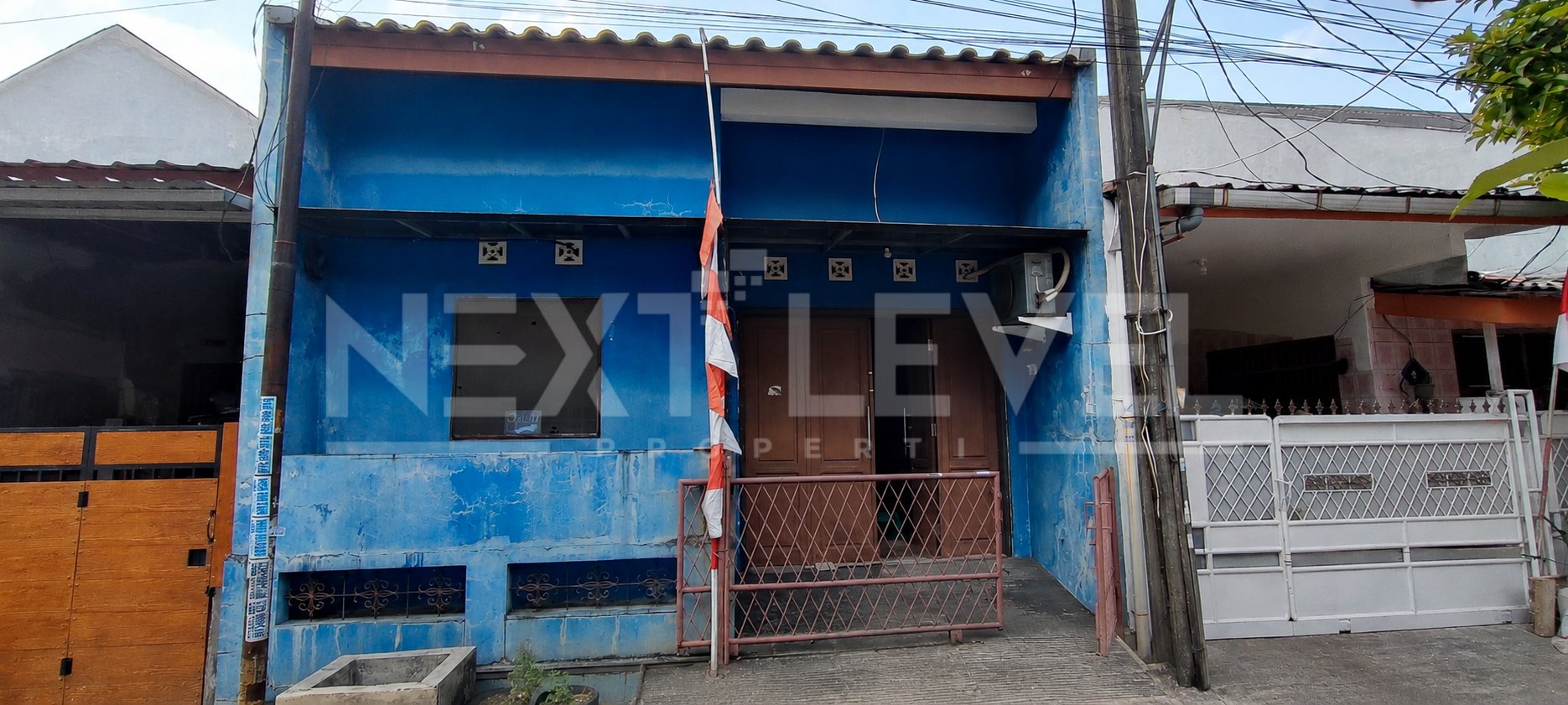 Dijual Rumah 1.5 Lantai di Pejuang