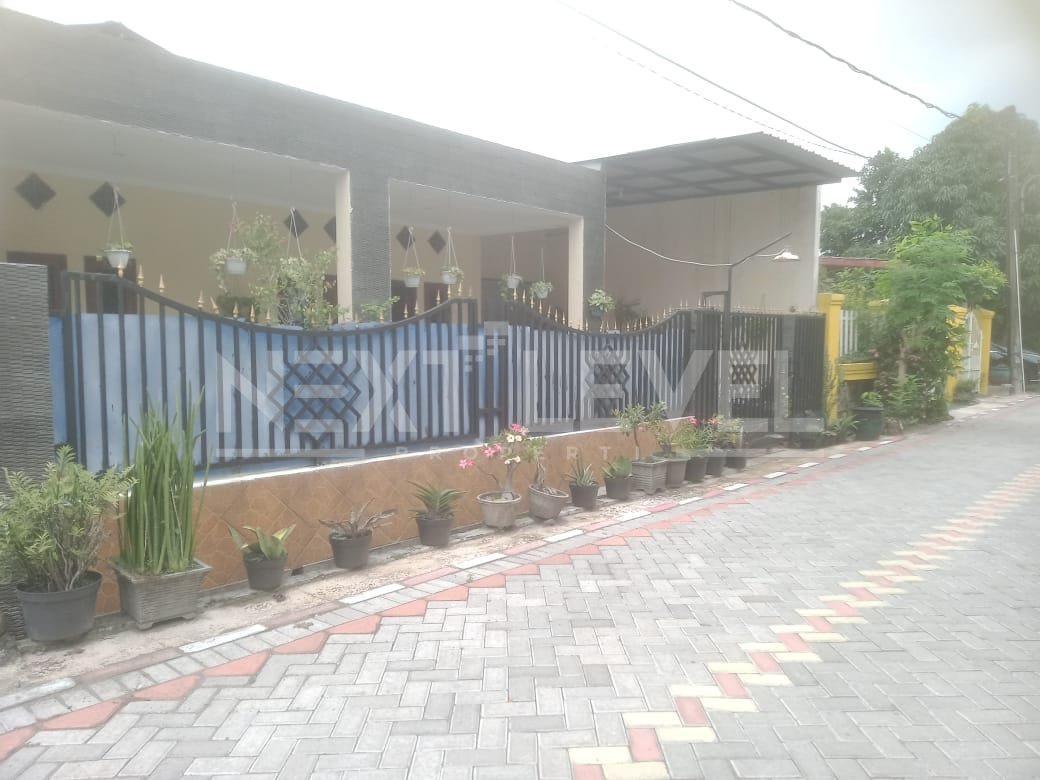 DIJUAL RUMAH PONDOK MANGGALA WIYUNG SIAP HUNI