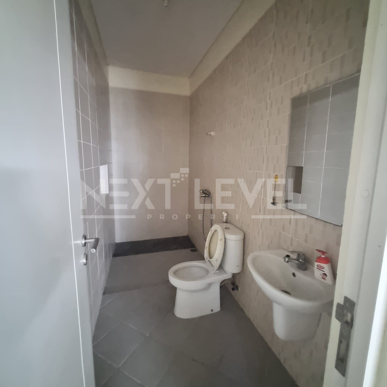 Dijual rumah minimalis di royal residence Wiyung Surabaya barat