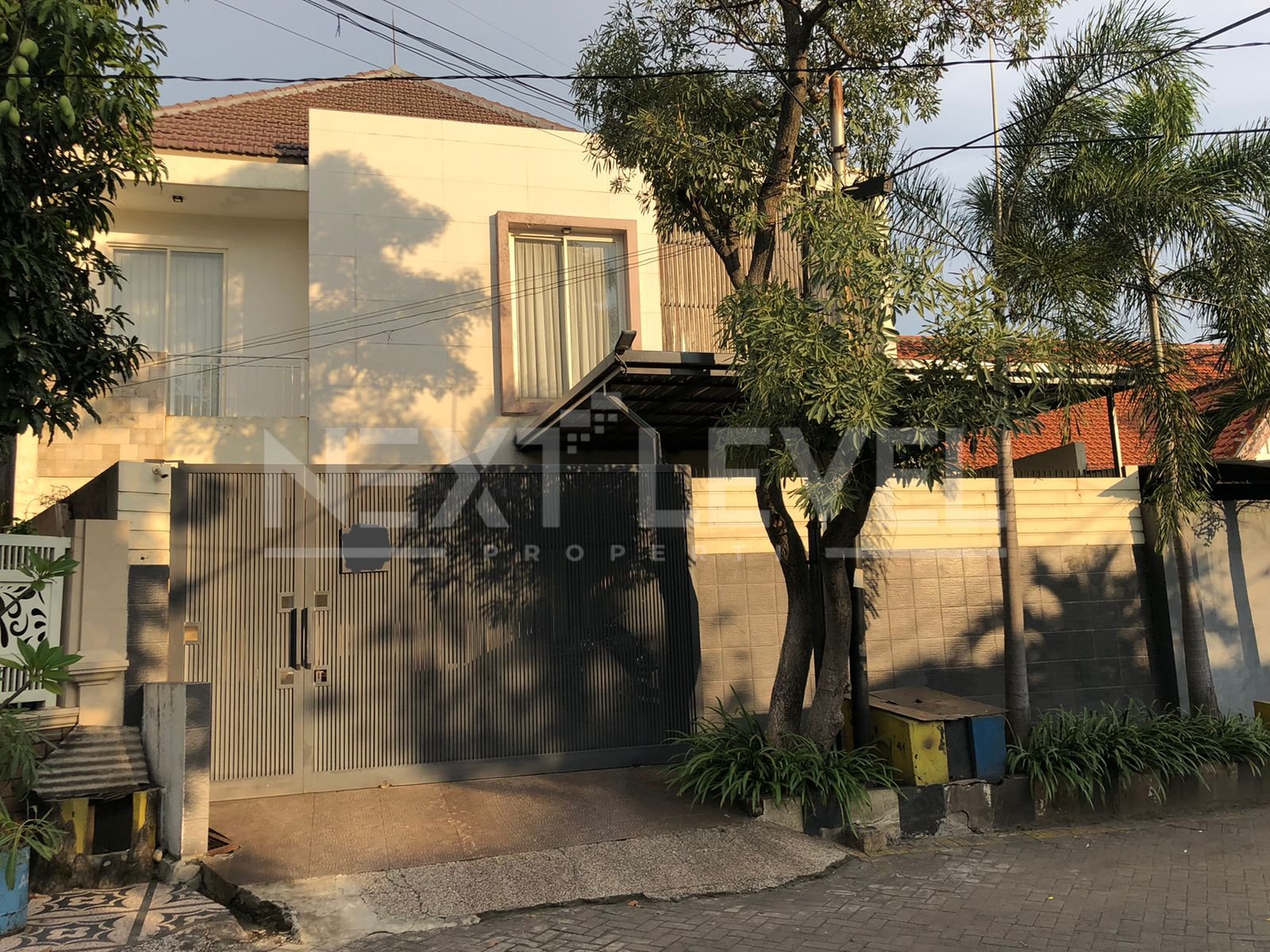 Dijual rumah siap huni di kendangsari