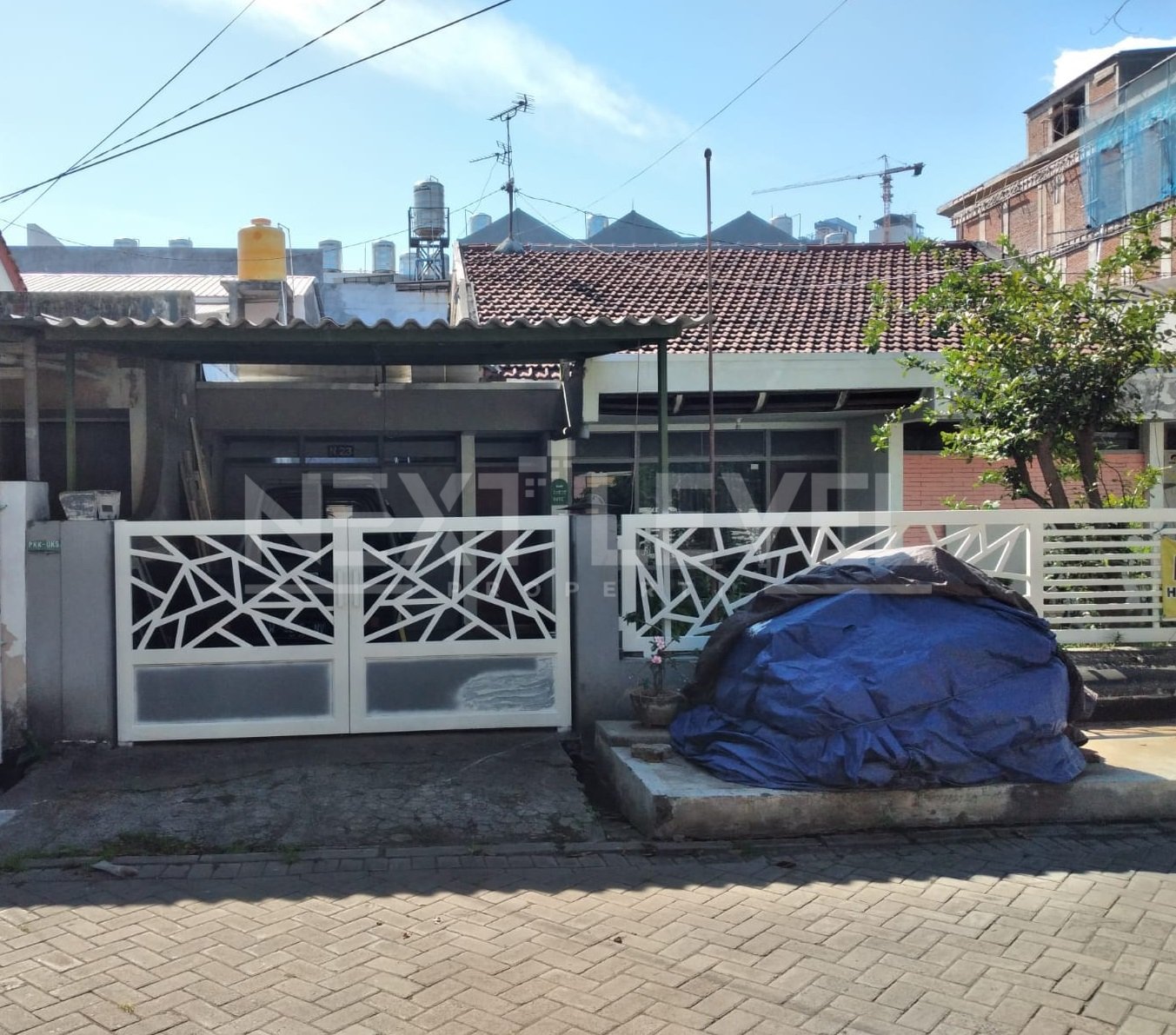 Dijual Rumah di kendangsari 