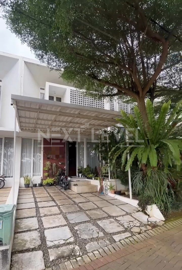 Rumah 2 Lantai Full Perabot Tidar Malang THE OZ